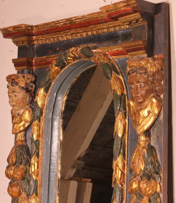 Grand Miroir Espagnole Du 17° Siècle En Bois Polychrome