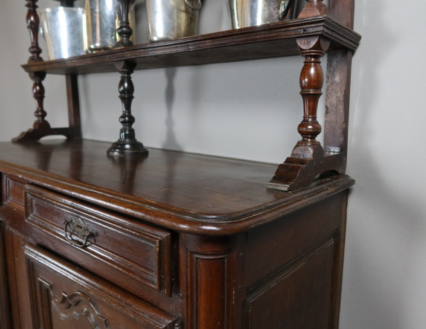 Eighteenth Century Dresser