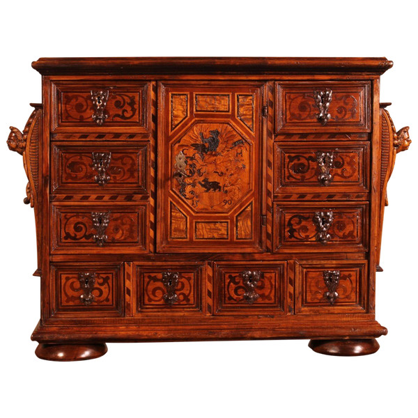 Cabinet Forêt Noir Daté 1590