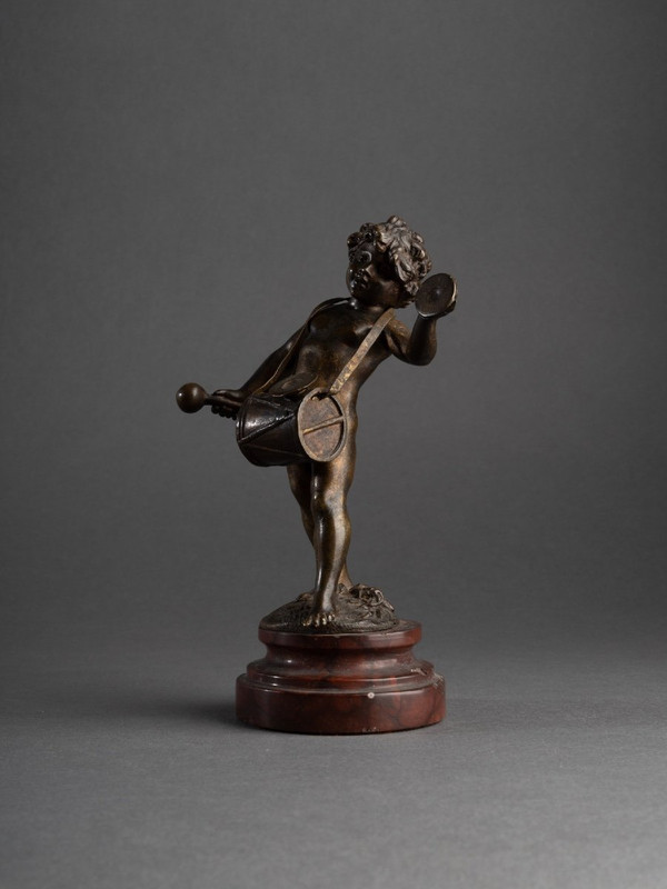 Bronzo di un putto musicista, Auguste Moreau (1834 - 1917)