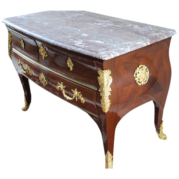Commode Sauteuse à La Regence  XVIII  attribuée à Doirat