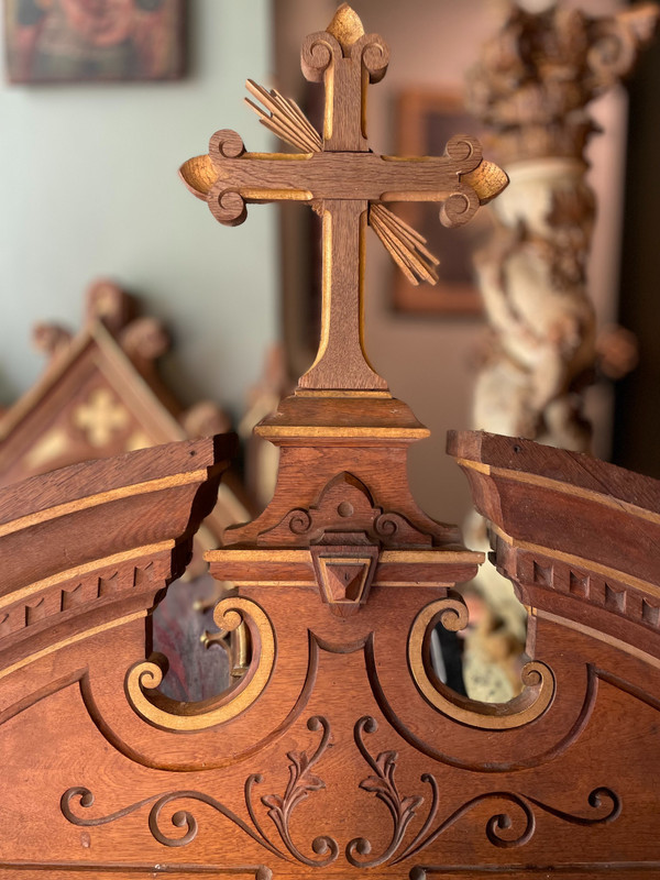 Sacristy Door Top - Nineteenth