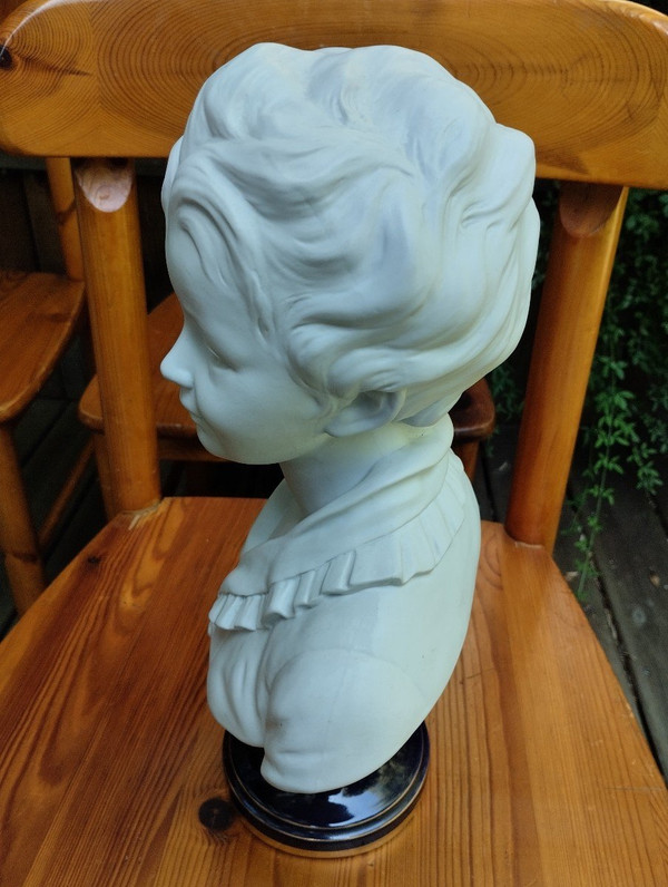Bust On Pedestal - A. Brongniart- J. A Houdon- Porcelain Biscuit - Limoges - V. 1970.