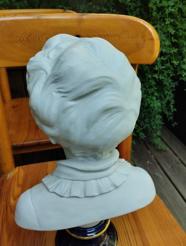 Bust On Pedestal - A. Brongniart- J. A Houdon- Porcelain Biscuit - Limoges - V. 1970.