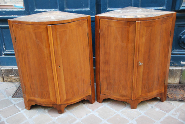 Paire d'Encoignures Bois Naturel XVIIIe siècle