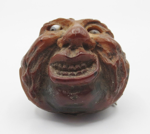 Marron d'Inde sculpté, XIXe siècle.