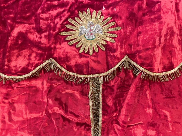 Conopée De Tabernacle En Velours Rouge - XIXe Siècle