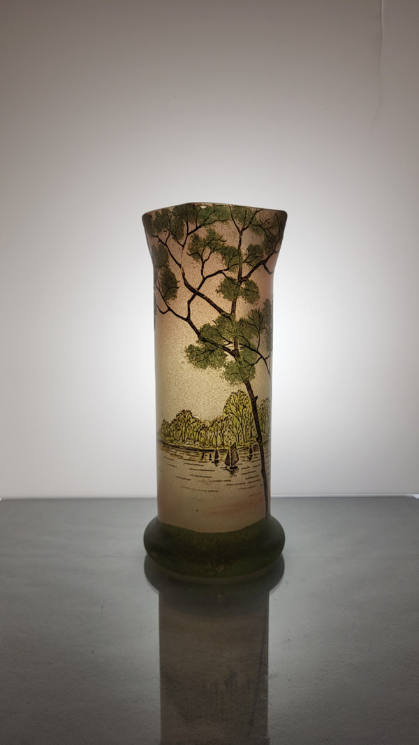 Vase en verre émaillé Legras