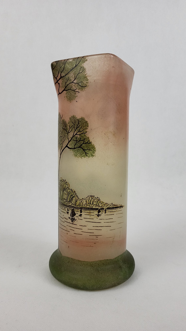 Vase en verre émaillé Legras
