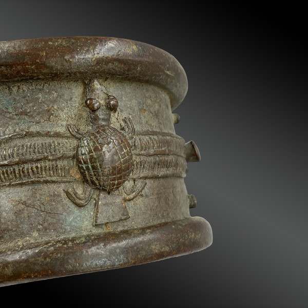 Senufo-Bronze-Armband. Muster der Schildkröte Elfenbeinküste - Mali, Burkina Faso.