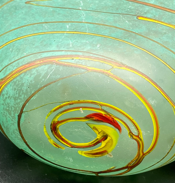 GLASS PASTE VASE