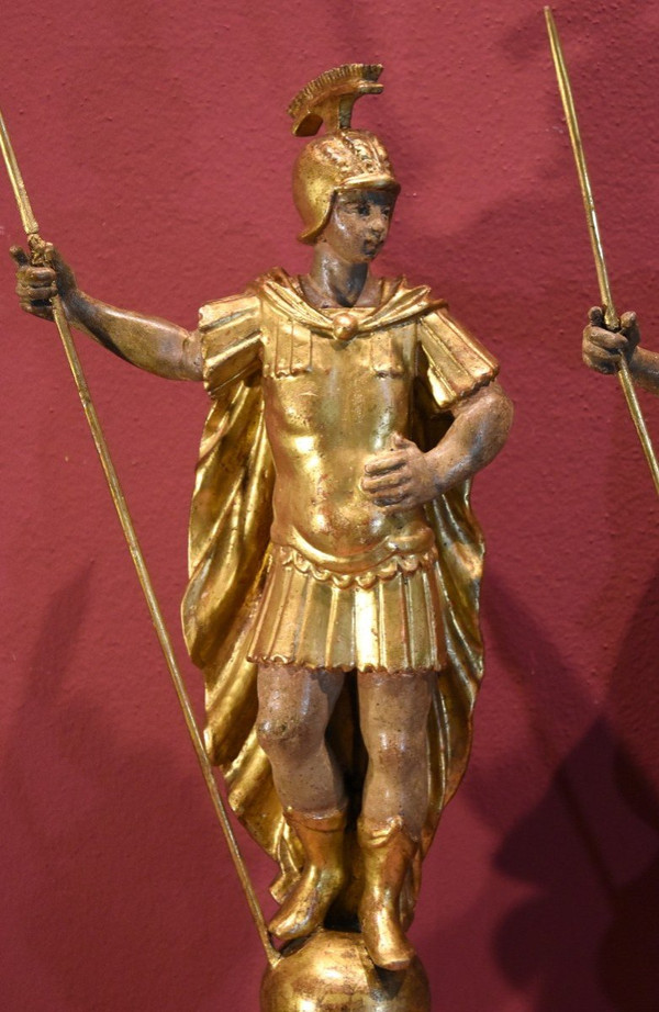 Coppia di soldati romani in legno dorato, Roma XVIII secolo