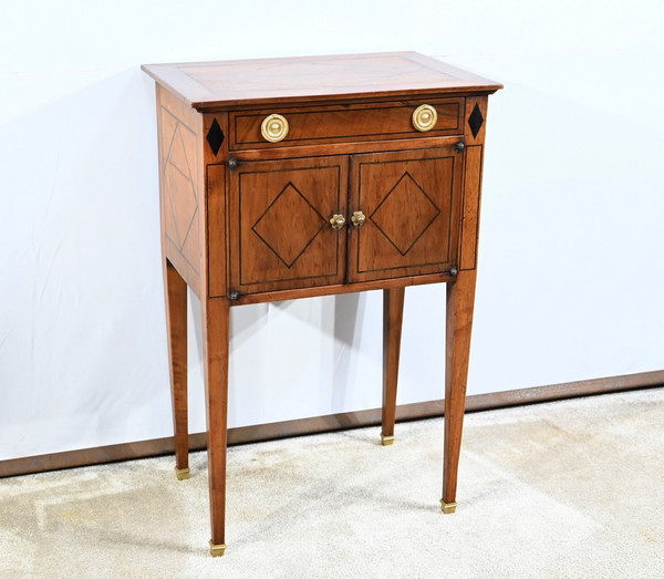 Petit Meuble de Salon en Noyer, style Transition Louis XVI/Directoire – 1ère Partie XIXe