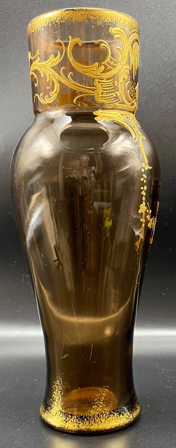SAINT LOUIS CRYSTAL VASE
