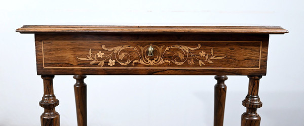 Petite Table en Marqueterie, goût Louis XVI – Fin XIXe