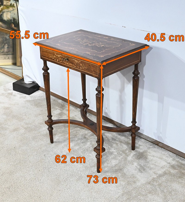 Petite Table en Marqueterie, goût Louis XVI – Fin XIXe