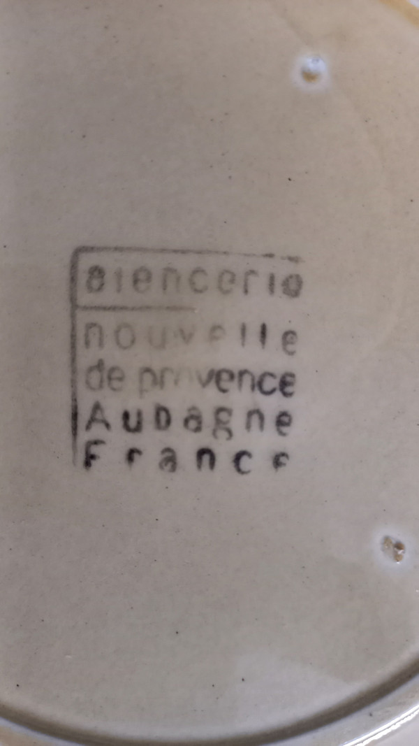 Plates Aubagne earthenware 20th century