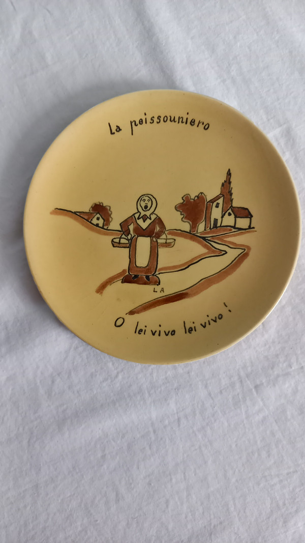 Plates Aubagne earthenware 20th century