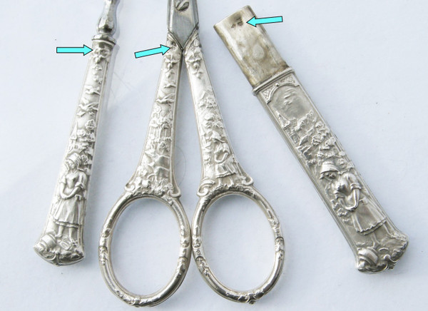Set da cucito in argento Art Nouveau "La laitière et le pot au lait" (La lattaia e il bricco del latte) fine XIX secolo