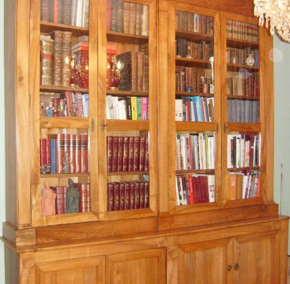 Bibliothèque 8 portes