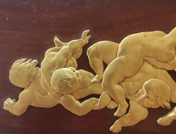 Bronze doré d'ornement aux Putti