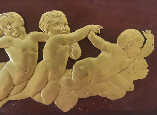 Bronze doré d'ornement aux Putti