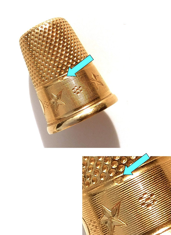 Scatola d'avorio con monogramma del kit da cucito d'oro con aquila e marchio di garanzia