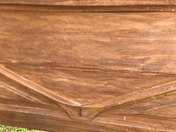 Ensemble d'une chambre à coucher avec un lit plus une armoire Art Nouveau 