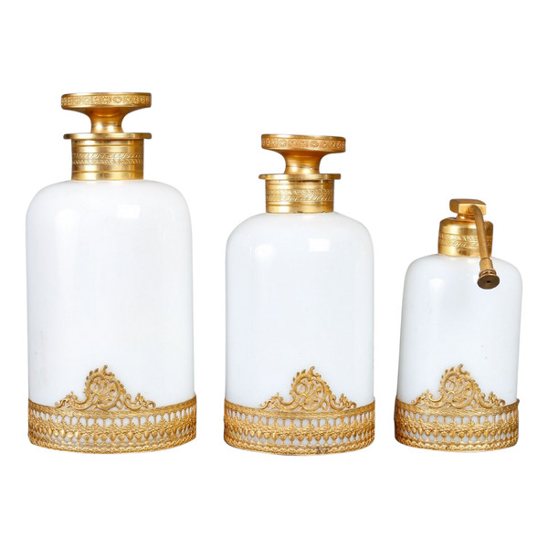 Century toilet service in baccarat opaline Charles X period