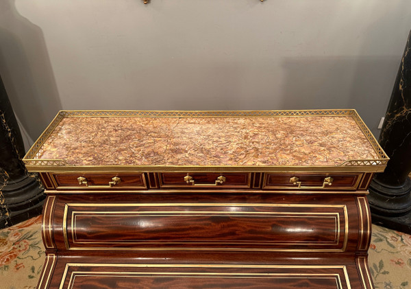 Petit Bureau A Cylindre En Acajou Flammé De Style Louis XVI Epoque XIXeme