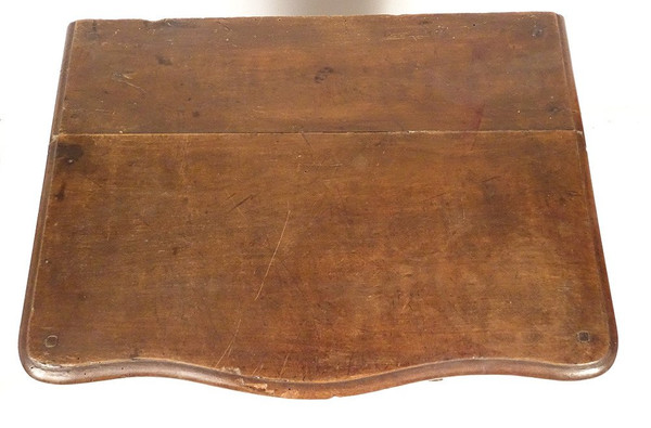 Petite Commode de Maîtrise Louis XV Noyer Sculpté Miniature XVIIIème Siècle