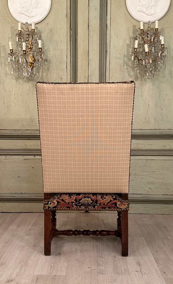 Fauteuil A Dossier Plat En Noyer d'Epoque Louis XIV XVIIeme