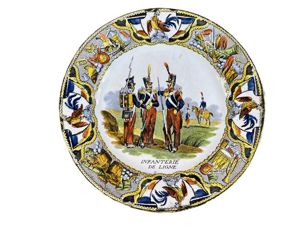 Plates militaria collection Creil Montereau national guard hussar Napoleon