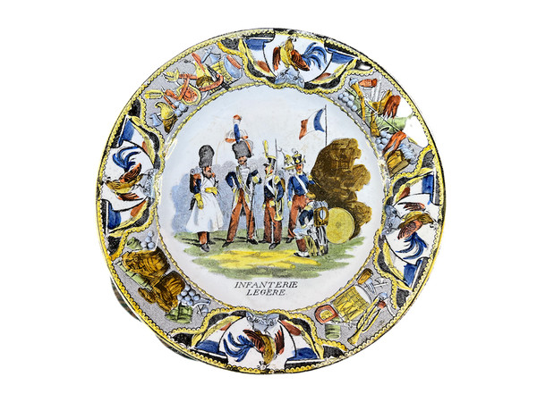 Plates militaria collection Creil Montereau national guard hussar Napoleon