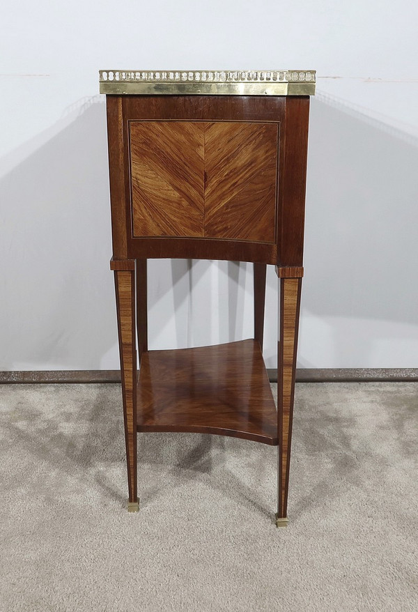 Petite Table de Salon dans le goût Louis XVI – Milieu XIXe