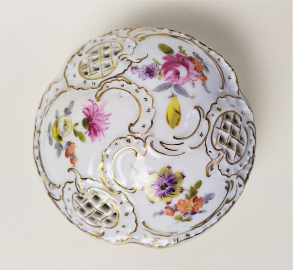 Boîte à Bijoux En Porcelaine Peinte Allemagne