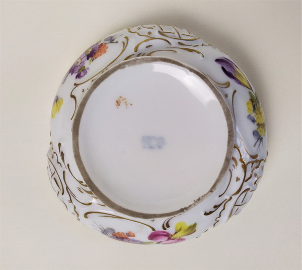 Boîte à Bijoux En Porcelaine Peinte Allemagne