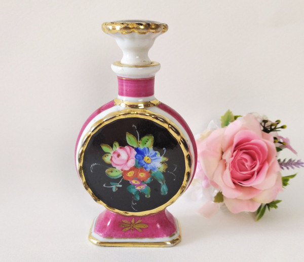 Flacon à Parfum En Porcelaine Peinte Par Jacob Petit