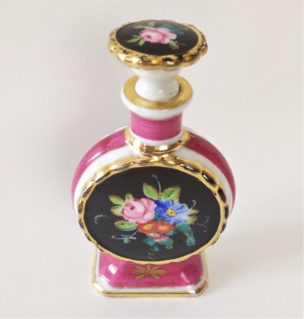 Flacon à Parfum En Porcelaine Peinte Par Jacob Petit