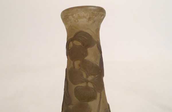 Small Vase Pâte de Verre Emile Gallé Fleurs Abutilons Art Nouveau 19th century