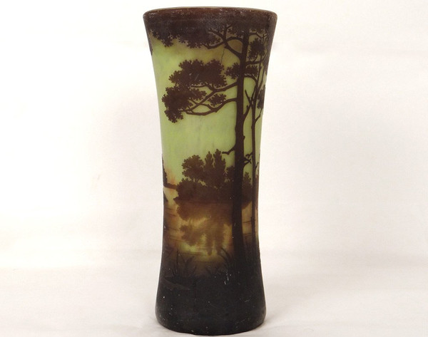 Large Cornet Vase in Pâte de Verre Signed Daum Nancy, Art Nouveau 19th century