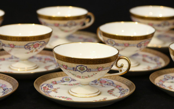 Cups and saucers, Coffee and tea sets, V. Siégel, Paris