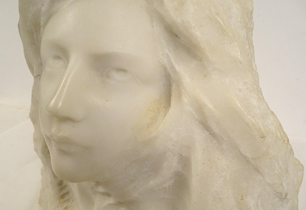 Scultura Testa di Giovane Donna Marmo di Carrara G. Verona Stile Liberty XIX Secolo