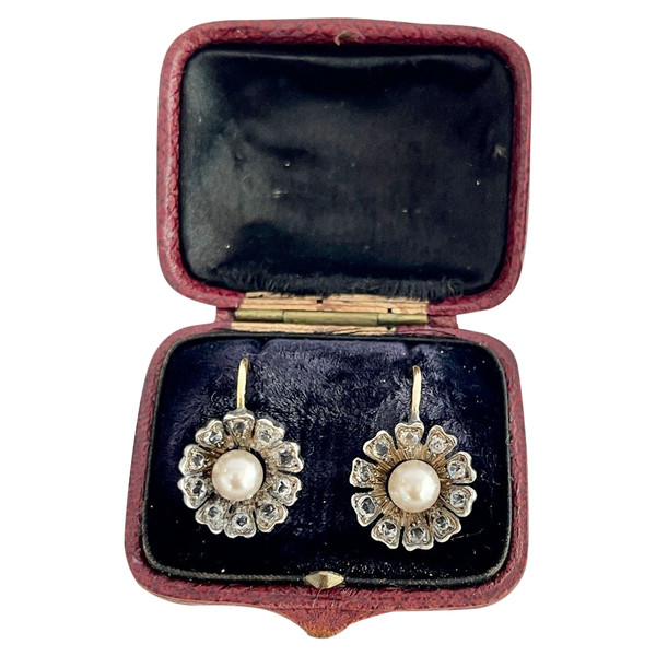 Orecchini Eglantines in oro con perle e diamanti