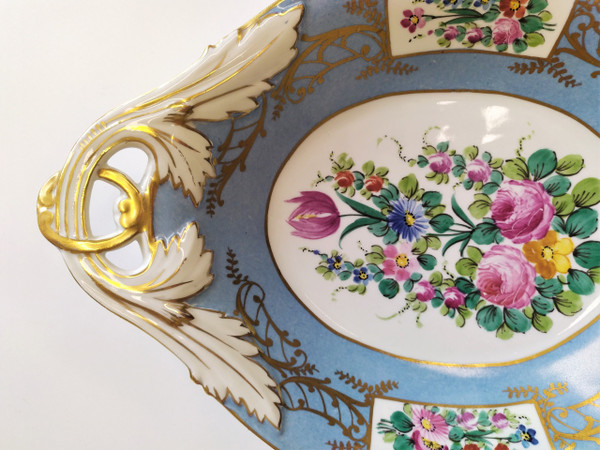 Plat En Porcelaine Peinte Mehun