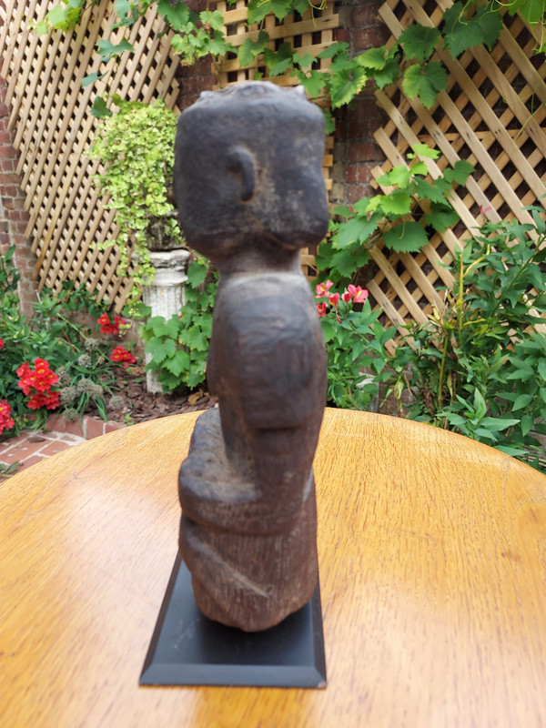 Bara Madagascar statuette