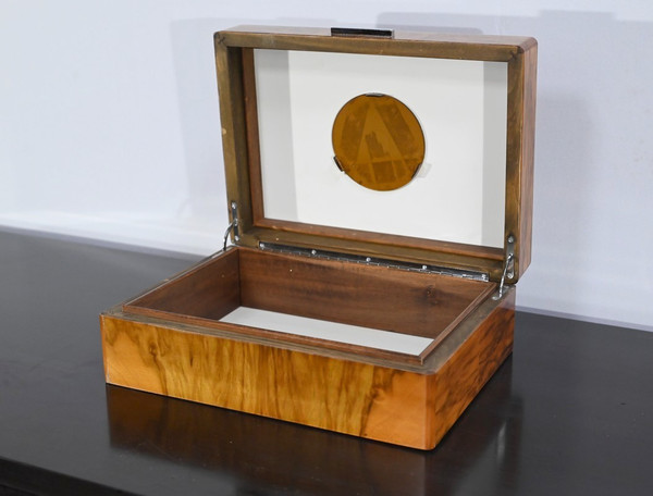 Cigar Box in Walnut Veneer, Maison Lemaire Paris, Art Deco – 1920