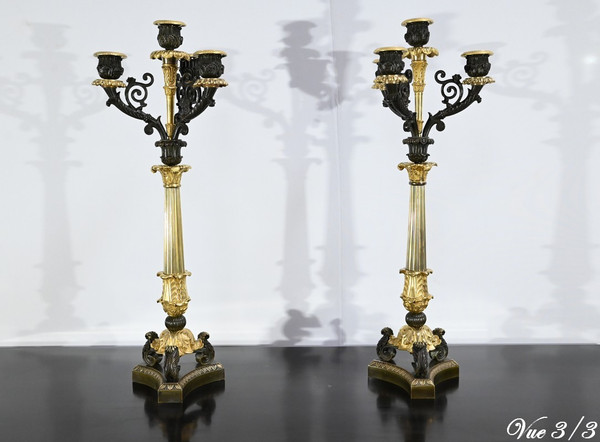 Coppia di Candelieri in Bronzo con Doppia Patina, Epoca Restauro – Inizio XIX Secolo