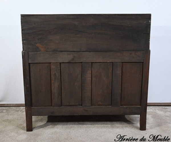 Commode Scriban de Port en Acajou de Saint Martin et de Cuba, époque Louis XV – XVIIIe