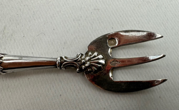 Box of 12 silver oyster forks